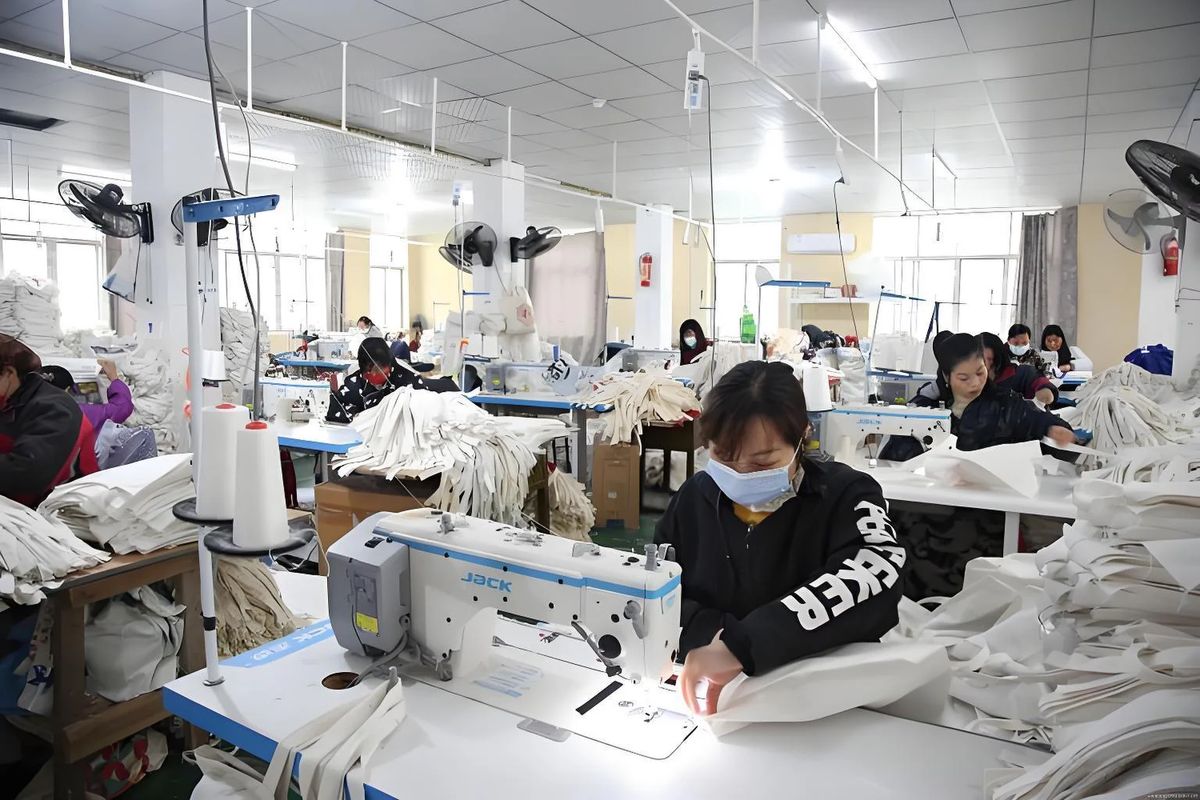 Lafurlen bag production workshop